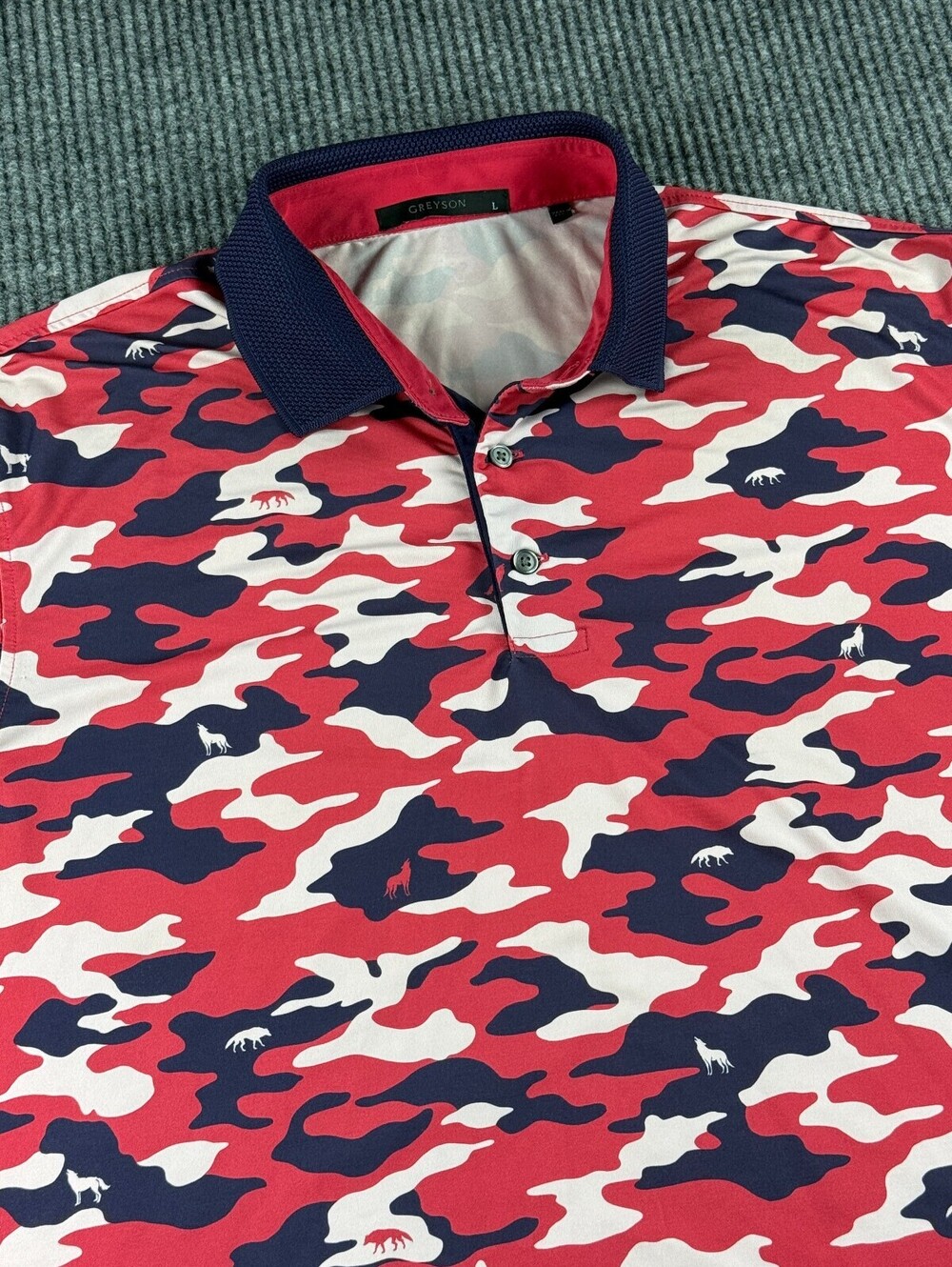 Greyson Performance Golf Polo Mens L Red Navy Camo Wolf Print Stretch